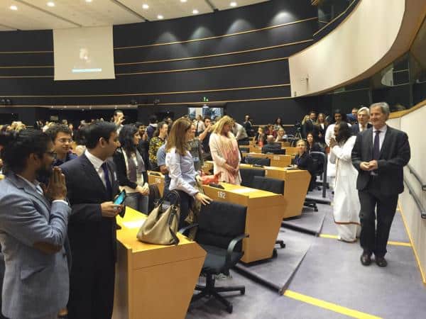 YogainEP Gurudev welcomed in European Parliament